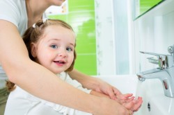 Обязательное мытье рук для профилактики остриц